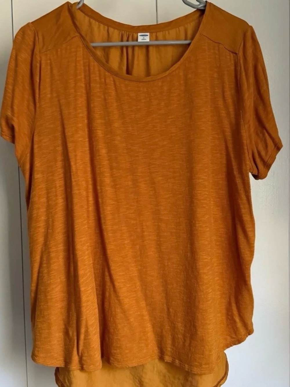 🎻Old navy orange Women's Short Sleeve Scoop Neck Top - Orange XL